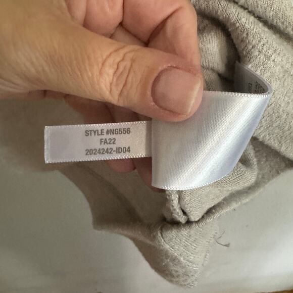 Madewell Dreamiest Knit Tee Style NG556 in Heather Oatmeal Size XS - Picture 5 of 6